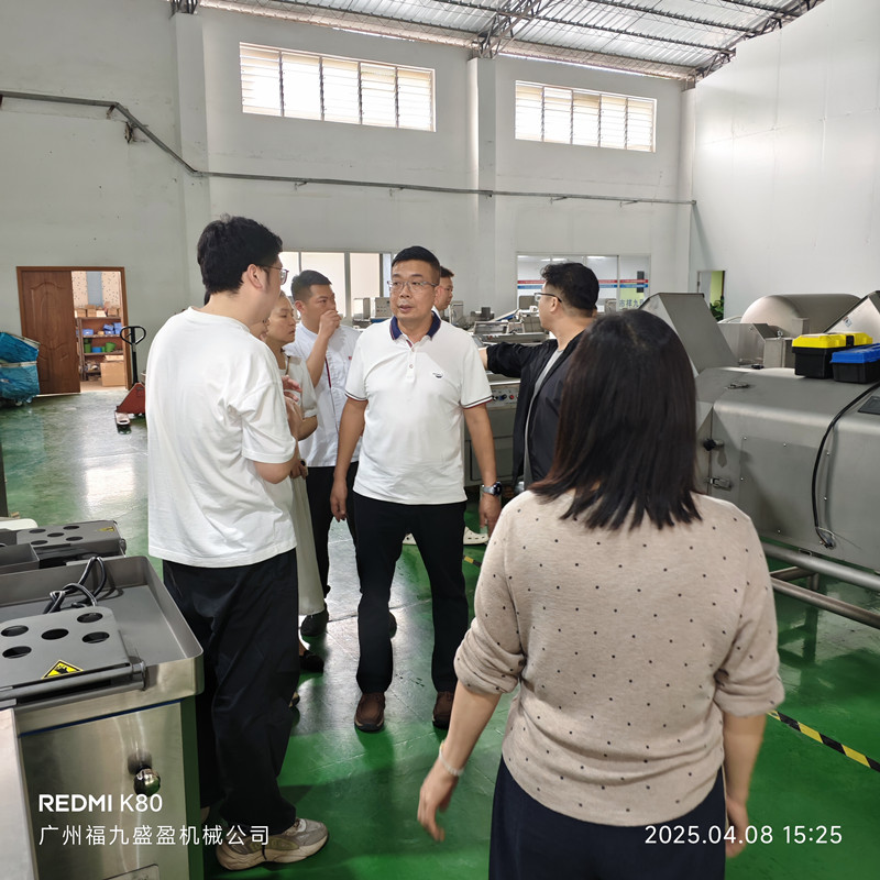 韓國客戶也是多段鋸鋸骨機(jī)的忠實(shí)粉絲